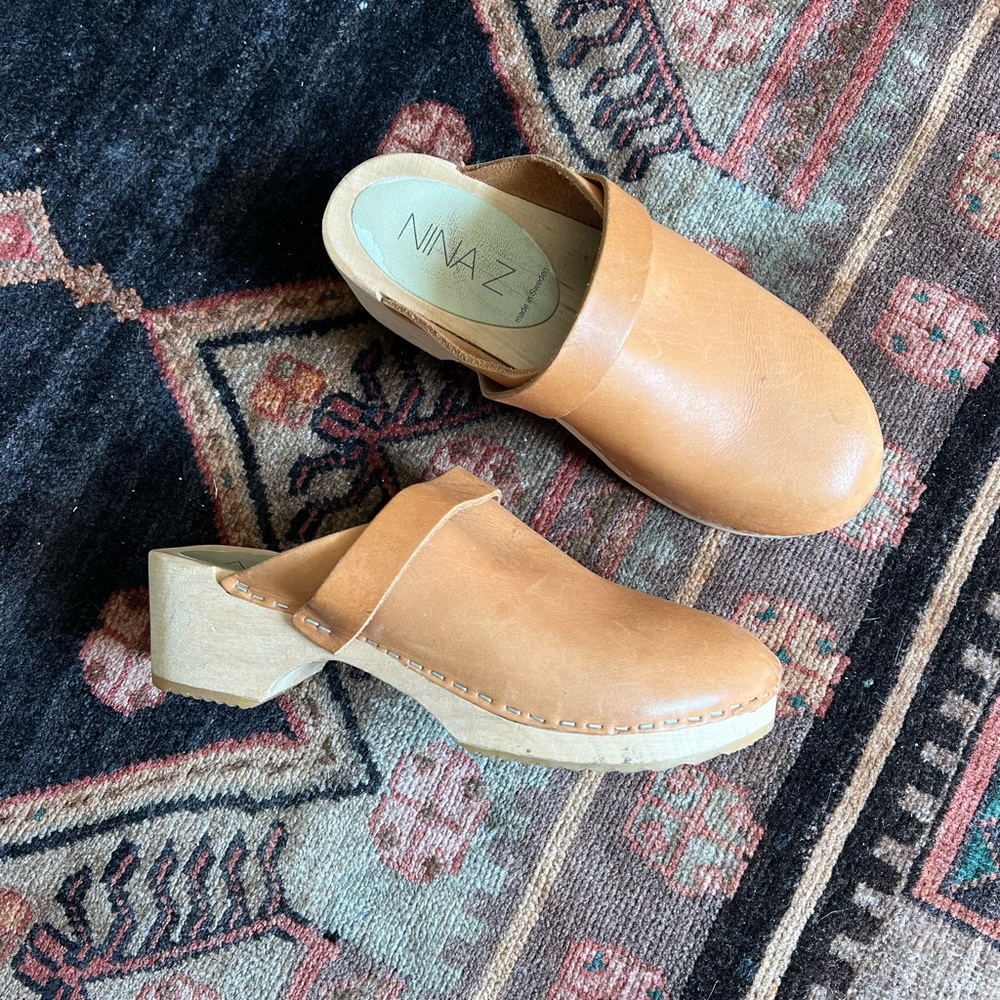 Nina Z Clogs Size 7